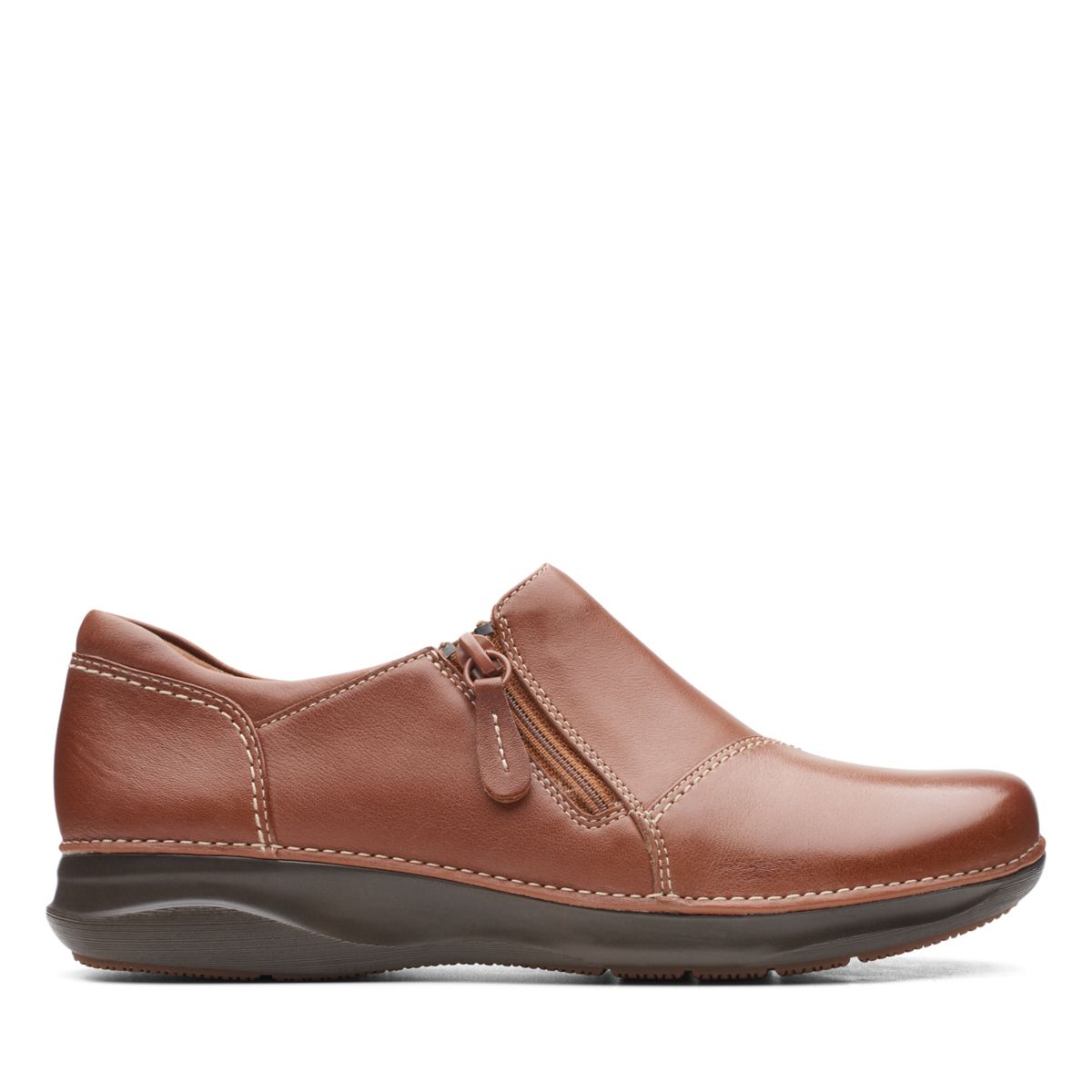 Clarks Appley Zip Dark Brown | 80232612